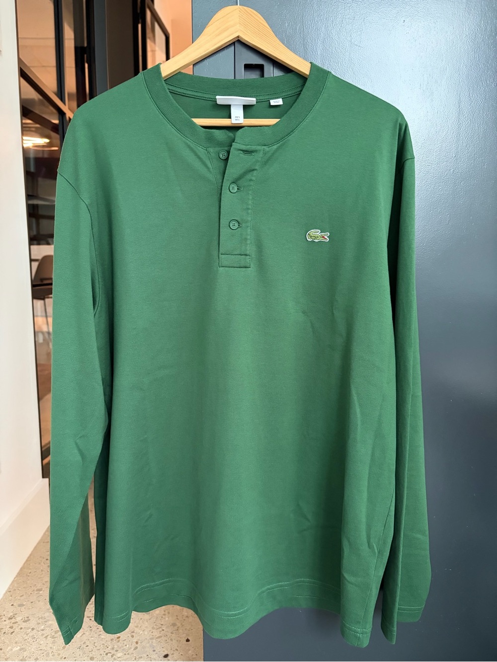 Lacoste Medium/Size 5 - Green Men's Long-Sleeved Henley t-shirt.  Minimal wear.